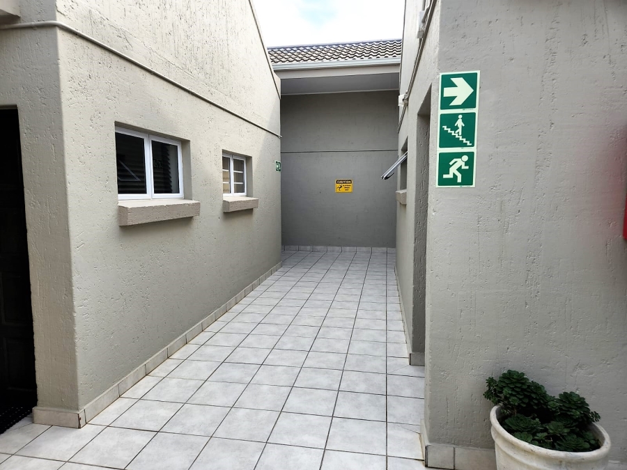 2 Bedroom Property for Sale in Dana Bay Western Cape